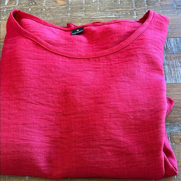 Red Ruffle Sleeve Top Med - Picture 5 of 5